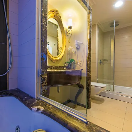 Elite World Taksim Hotell 5*