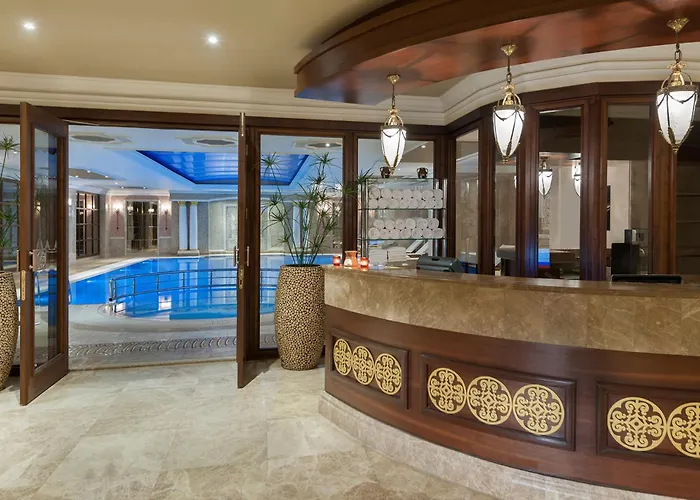 Elite World Taksim מלון 5*