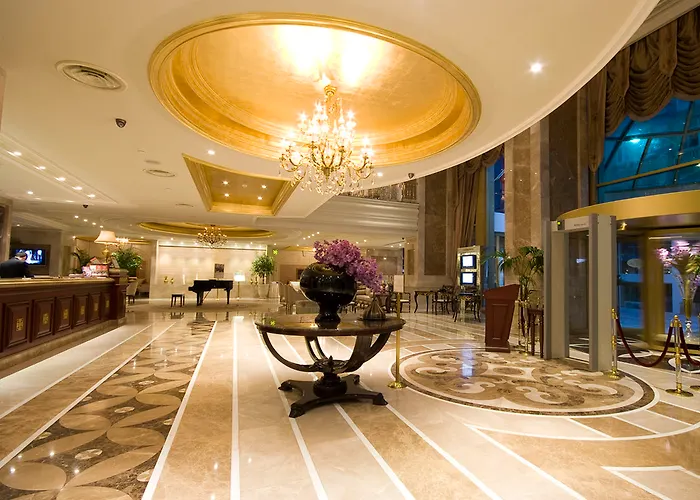 Elite World Taksim 5*