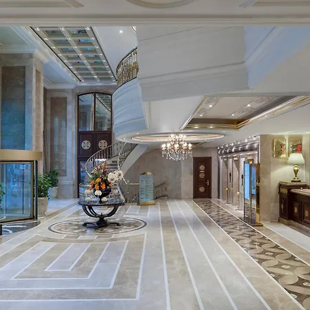 Elite World Taksim 5*