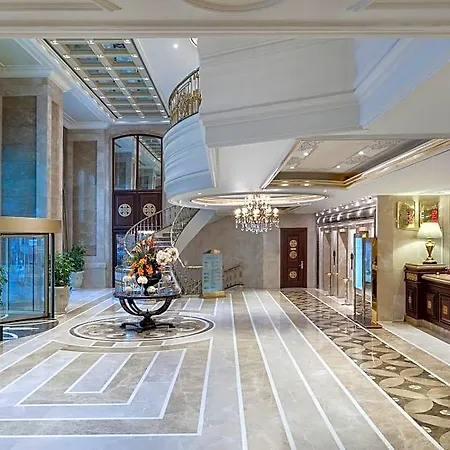 Elite World Taksim מלון 5*