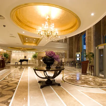 Elite World Taksim 5*