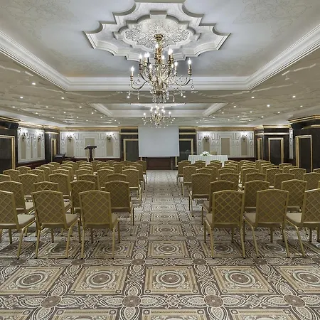 Elite World Taksim 5*