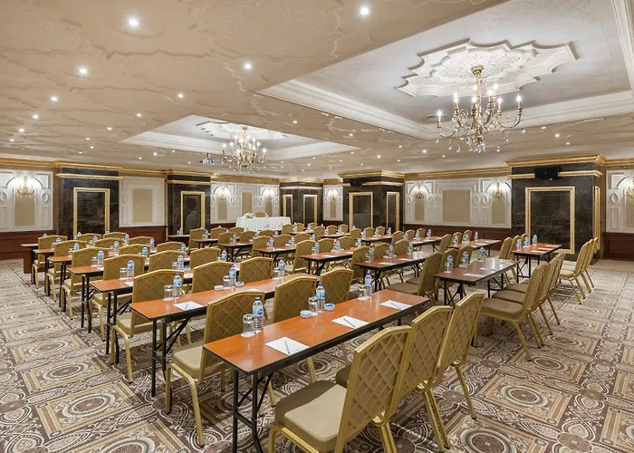 Elite World Taksim 5*