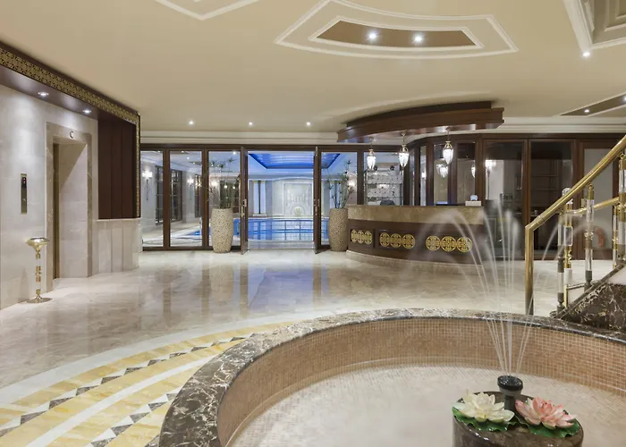 Elite World Taksim 5*