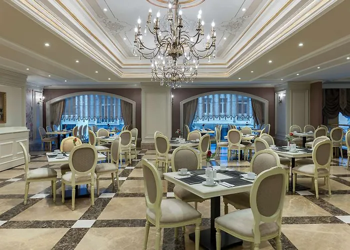 Elite World Taksim 5*